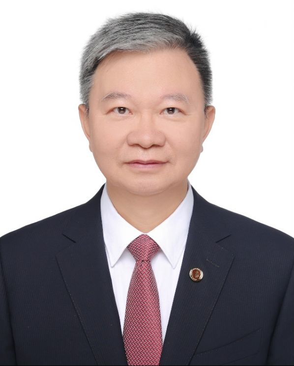 严纯华